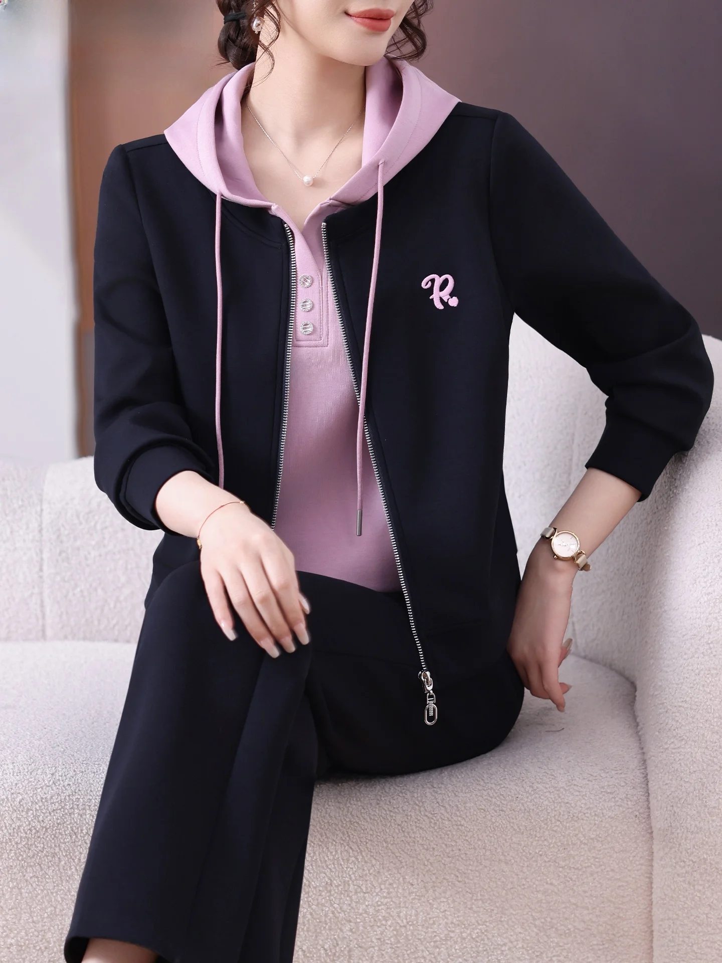 

Casual Sportswear Set for Middle-Aged And ly Women Spring Autumn Hooded Long Sve Thermal Polyester Blend Two-Piece Suit