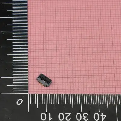 1Pcs/Lot FH52-8S-0.…