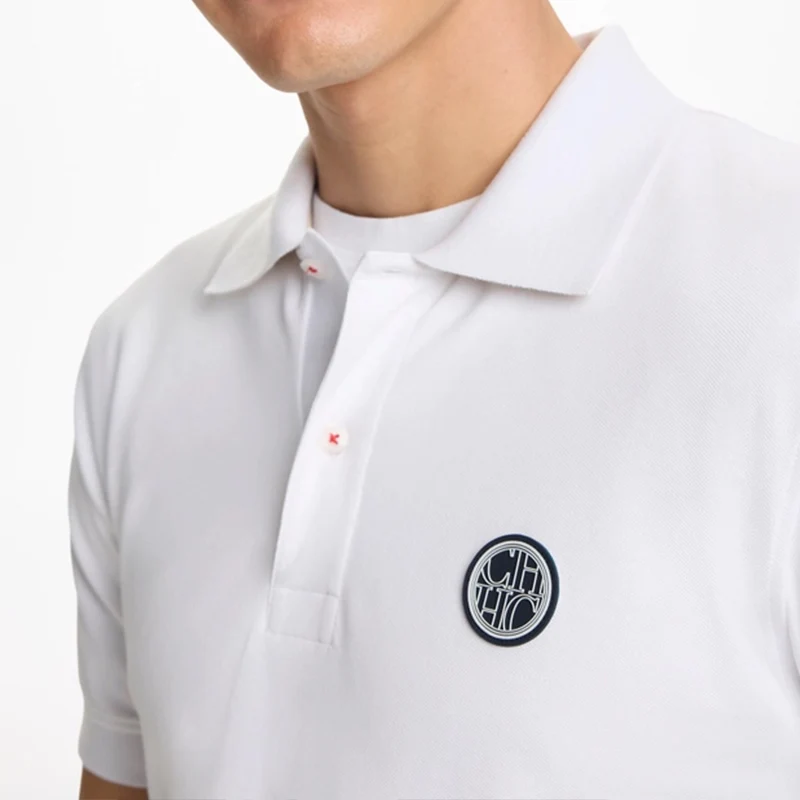 CH Rundhals-Poloshirt für Herren mit Gummi-Patch auf der linken Brust, Premium-Piqué, Kurzarm, klassische Passform, atmungsaktiv, für Büro und Alltag – Detail 9