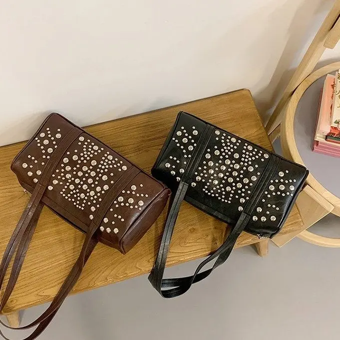 

2025 Autumn 601 New Baguette Bag Handbag Simple Commuter Bag Fashionable Versatile Shoulder Bag