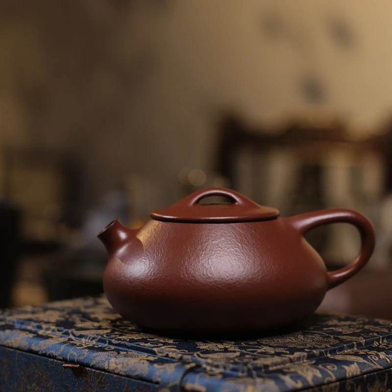 Jianghu Teahouse Zhou Bin Handcrafted Han Piao Small Coal Kiln Zhu Ni 200Cc Yi Raw Ore Purple Clay Pot Stone