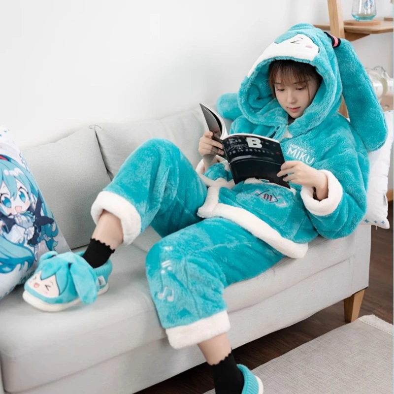 Hatsune Miku Plüsch-Pyjama-Set mit Kapuze, warme und niedliche Cartoon-Loungewear für Mädchen sind bequem und weich im Schlafzimmer, Weihnachtsgeschenk