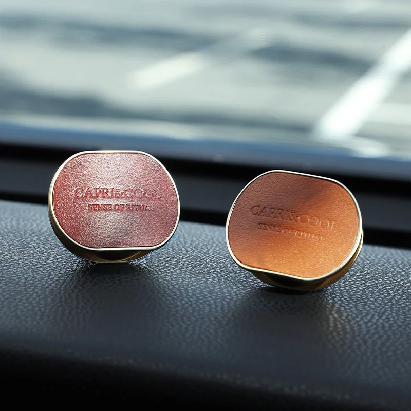 Aromatherapy fireless leather car trend fragrance high-end decoration in addition to odor fresh and light fragrance without dizz