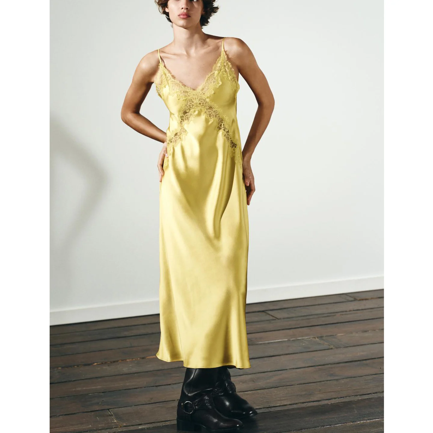 Tapete sle renda decorada seda cetim midi dr novo inverno feminino faion strapl vestido de cintura alta saia linha a