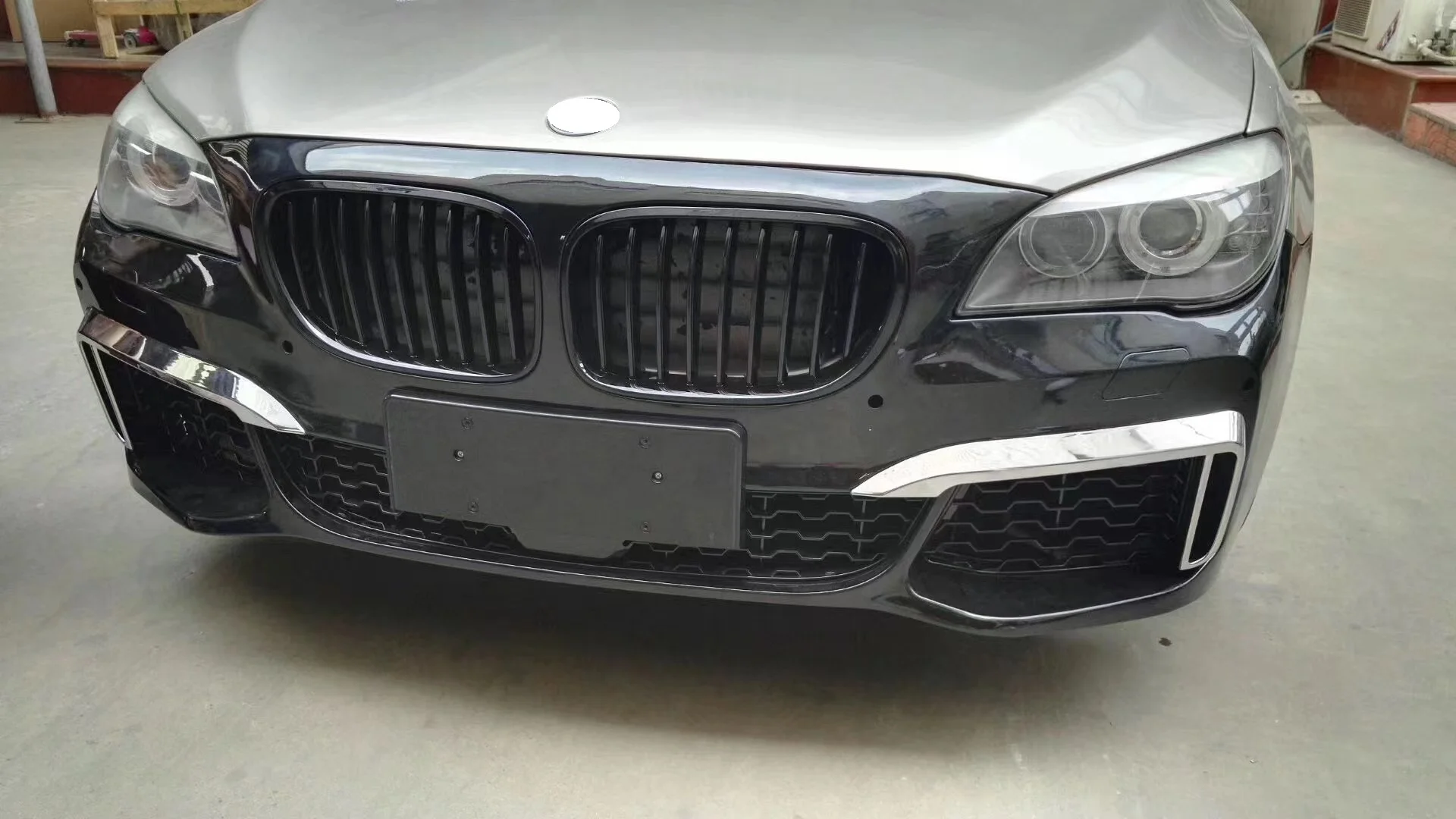 Factory supply car accessories bumper M760 Body kit for 7 series F01 facelift front  rear diffuser