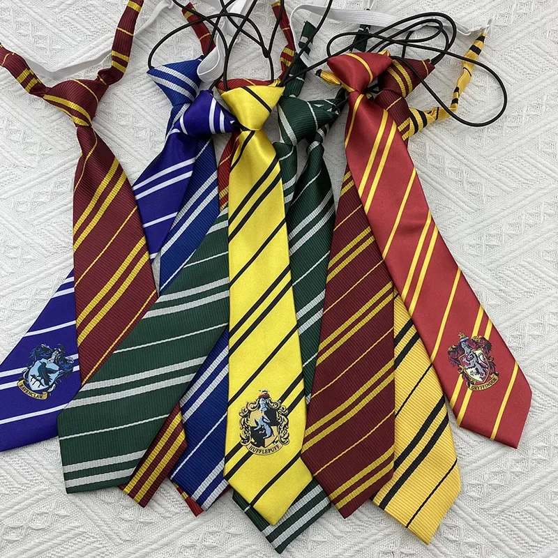 Wizard School Badge Tie Harries Potter Gryffindor Hufflepuff Ravenclaw decorazione per feste accessori Cosplay giocattoli per bambini regalo