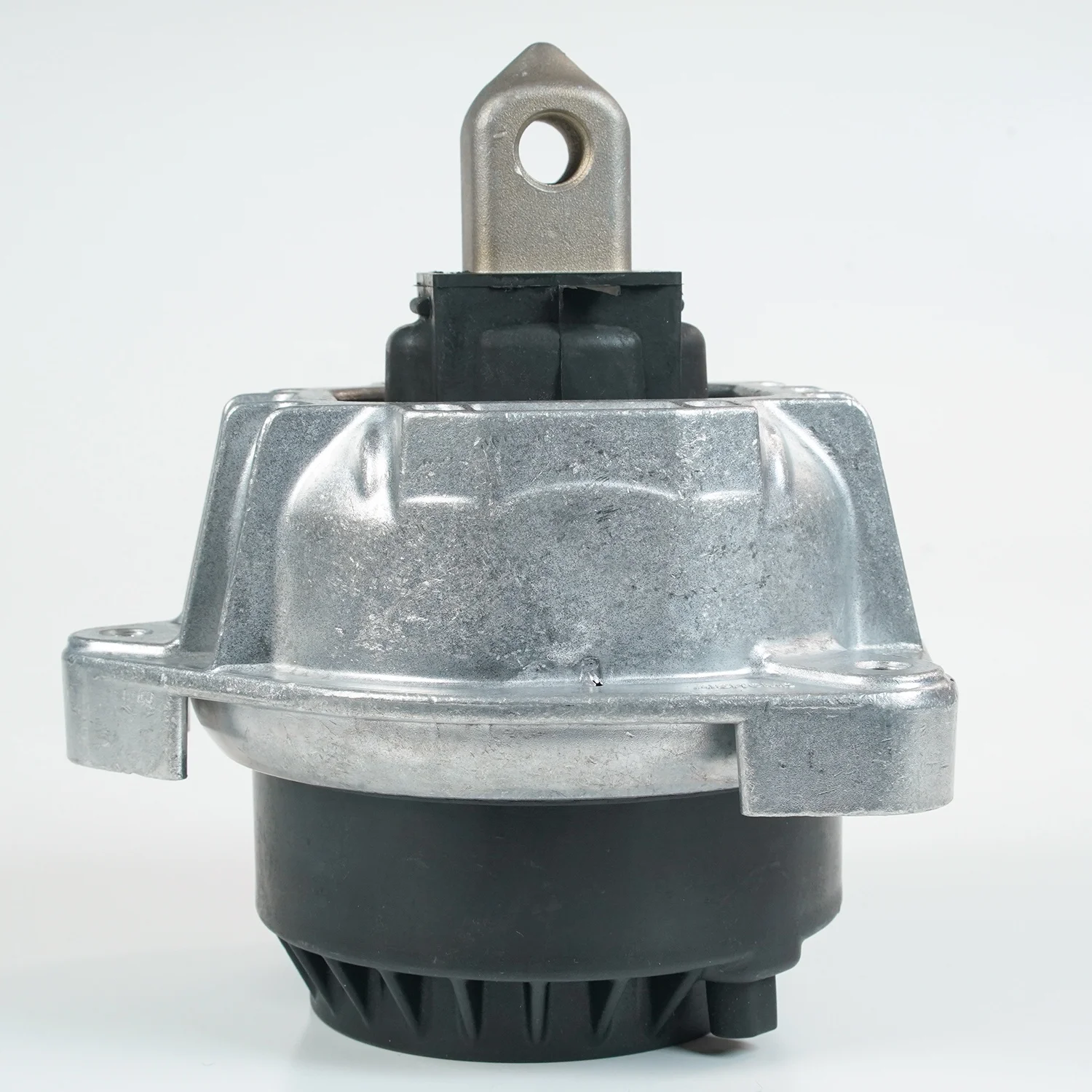 

Supplier In Guangzhou Auto Parts Engine Mount OEM 22116777382