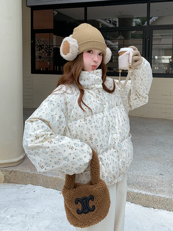 플로럴 프린트 또는 퍼프 재킷 여성용 따뜻한 슬리 스탠드 칼라 브레드 디자인 다운 코트 캐주얼 슬레 레귤러 핏 화이트