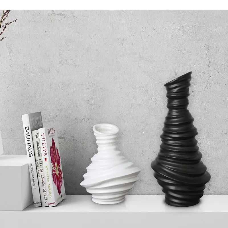 Minimalism Threaded Ceramic Vase Flower Pots Desk Decoration Arrangement Simplicity Floral Vases Modern Home Decor