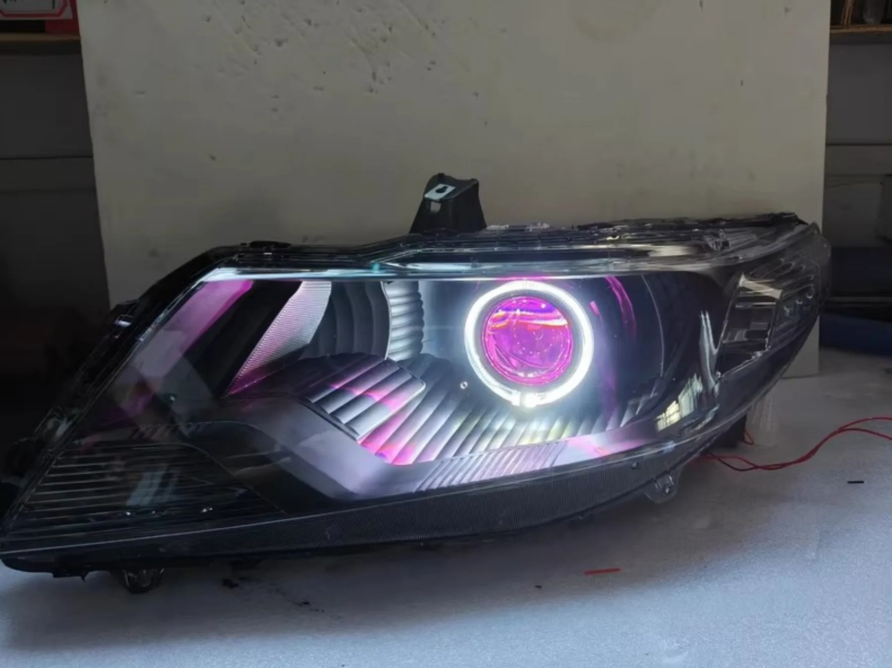 

Светодиодная фара в сборе для Honda City: модифицированные «ангельские глазки», дневные ходовые огни (ДХО), указатель поворота