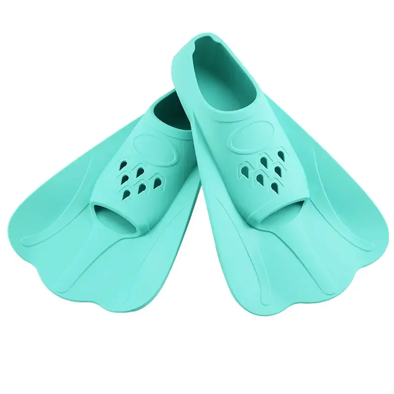 

Factory Supply Long Pure Carbon Fiber Free Diving Flippers Fins Snorkeling Silicone Flippers with Comfortable Design