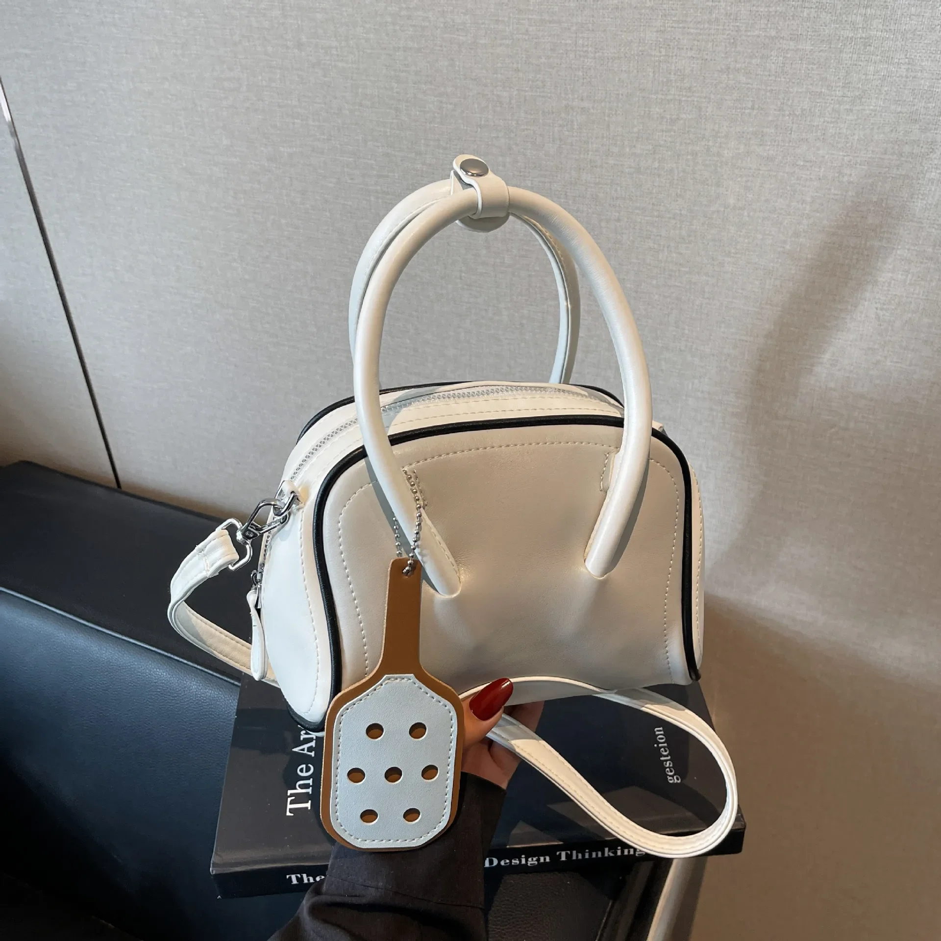 Temperament Contrasting Color Handbag Spring Autumn New Fashion Simple Bowling Bag Versatile Commuting High-end Crossbody Bag