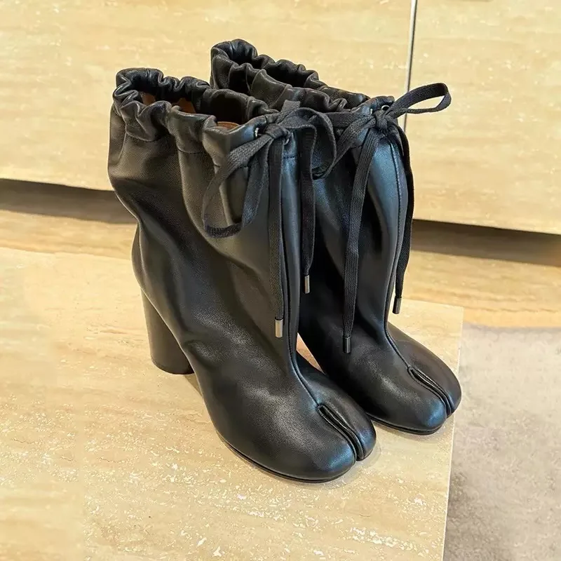 

Autumn and Winter New Short Boots for Women, High-heeled Wide Leg Lace Up Split Toe Boots, Korean Version Leather Fashion Boots
