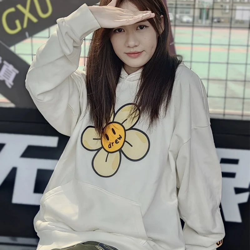 سترة بقلنسوة من Drew House Premium Smiley Daisy Print للجنسين للزوجين من American Streetwear #3