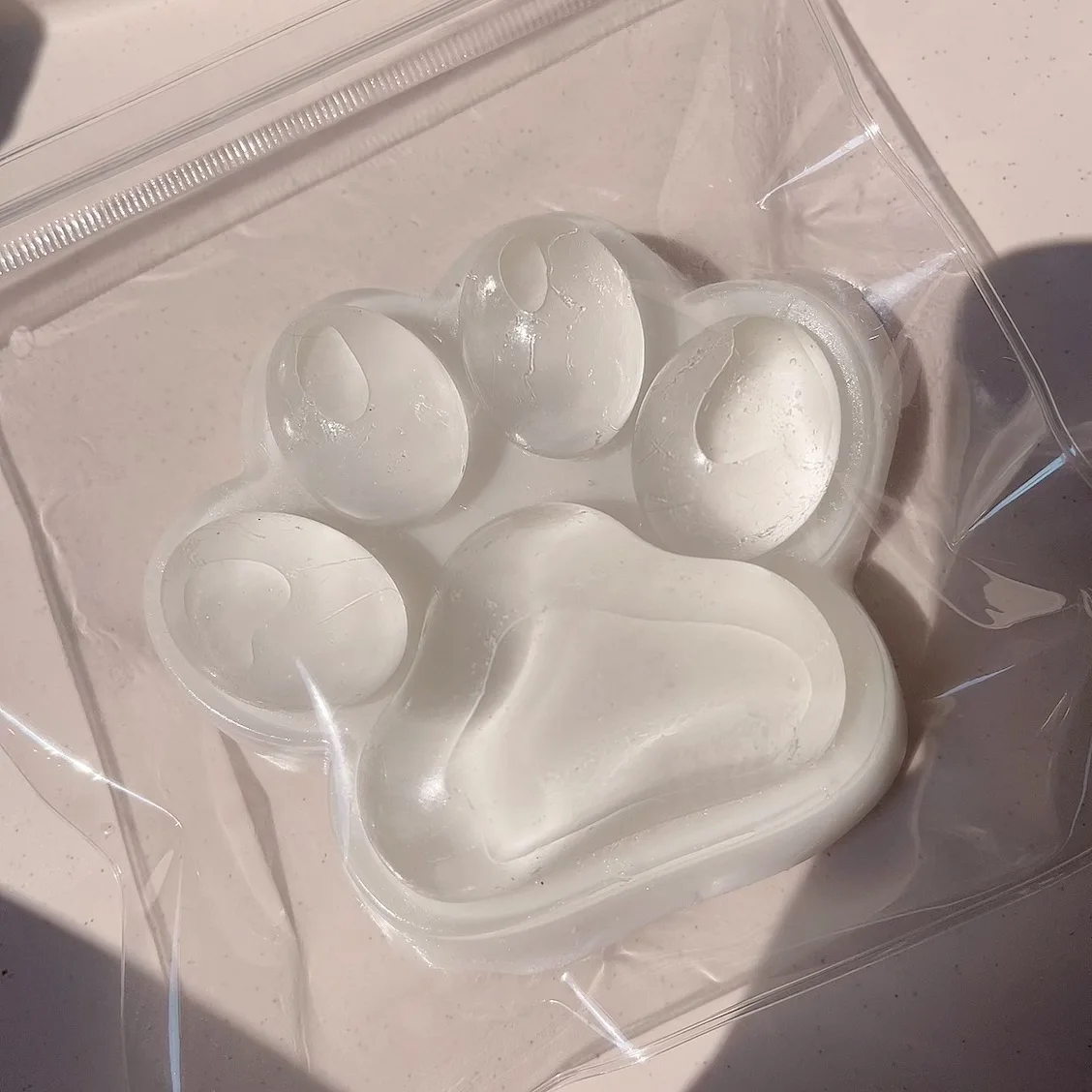 ขนาดใหญ่โปร่งใส Milky White Cat PAW ความเครียดบรรเทาของเล่นน่ารักสีขาว Moonlight Cat PAW นุ่มช้า Rebound ความเครียดบรรเทาของเล่น