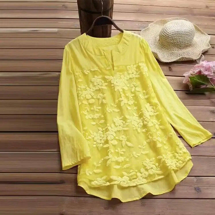Women\'s Lace Patchwork V-Neck Casual Shirt With Slit