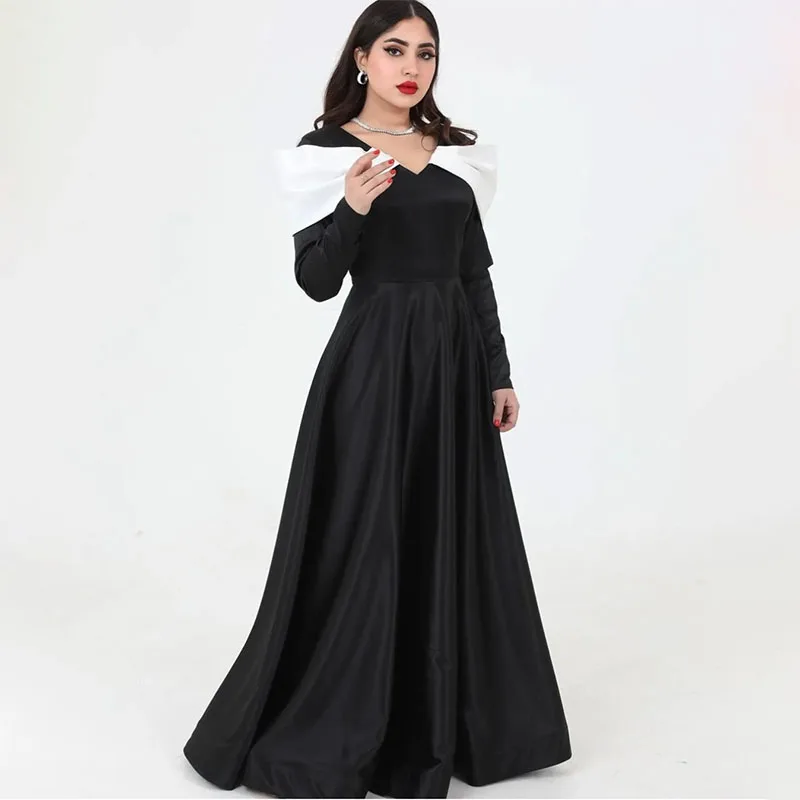 Elegant Long Sleeve Black Evening Dresses A-Line Pleated Dubai Muslim Floor Length Prom Dresses Pleated for Women