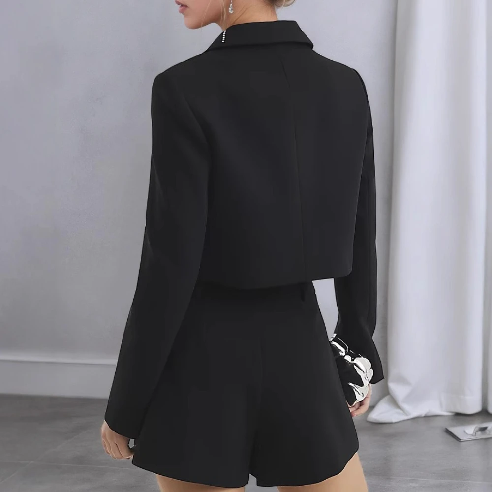TWOTWINSTYLE, conjuntos de dos piezas con cuentas empalmadas lisas para mujer, conjunto de pantalones cortos con solapa y manga larga de retazos, parte superior con una botonadura, nuevo para mujer
