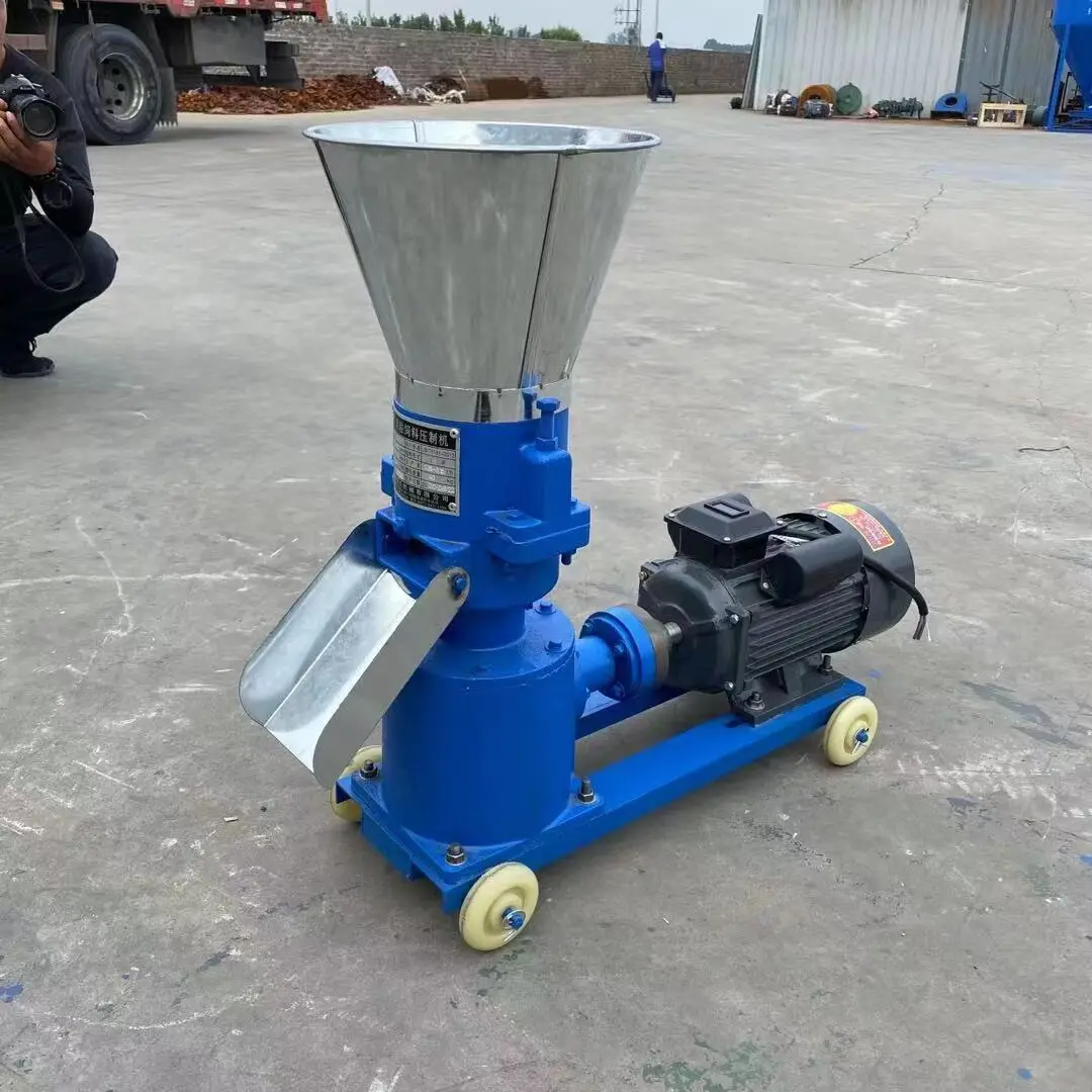 Engine Driven Feed Pellet Mixer, Animal Feed Processing Pelleting Machine for Farm Use