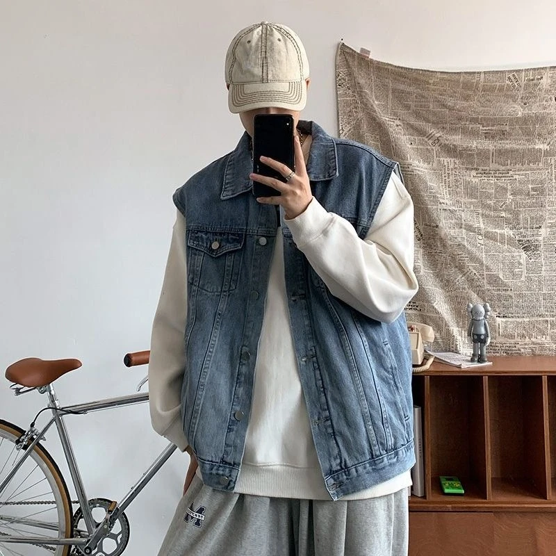 

Spring Men's Denim Jacket Loose Hong Kong Style Streetwear Vest Trendy Utility Jacket for Everyday Wear
