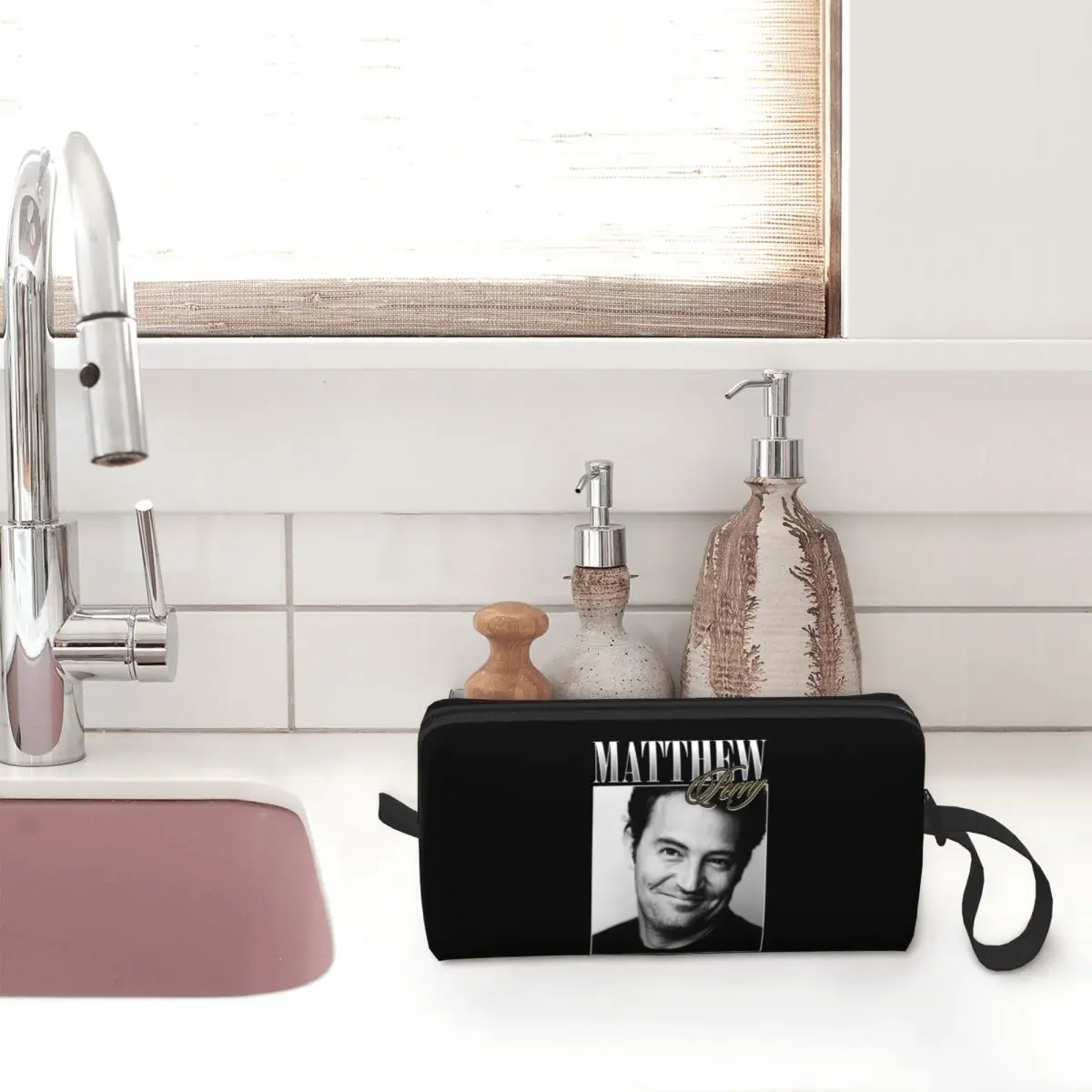 Matthew Perry Homage Cosmetic Bag for Women Makeup Bags Chandler Bing Travel Waterproof Toiletry Bag Organizer Pouch