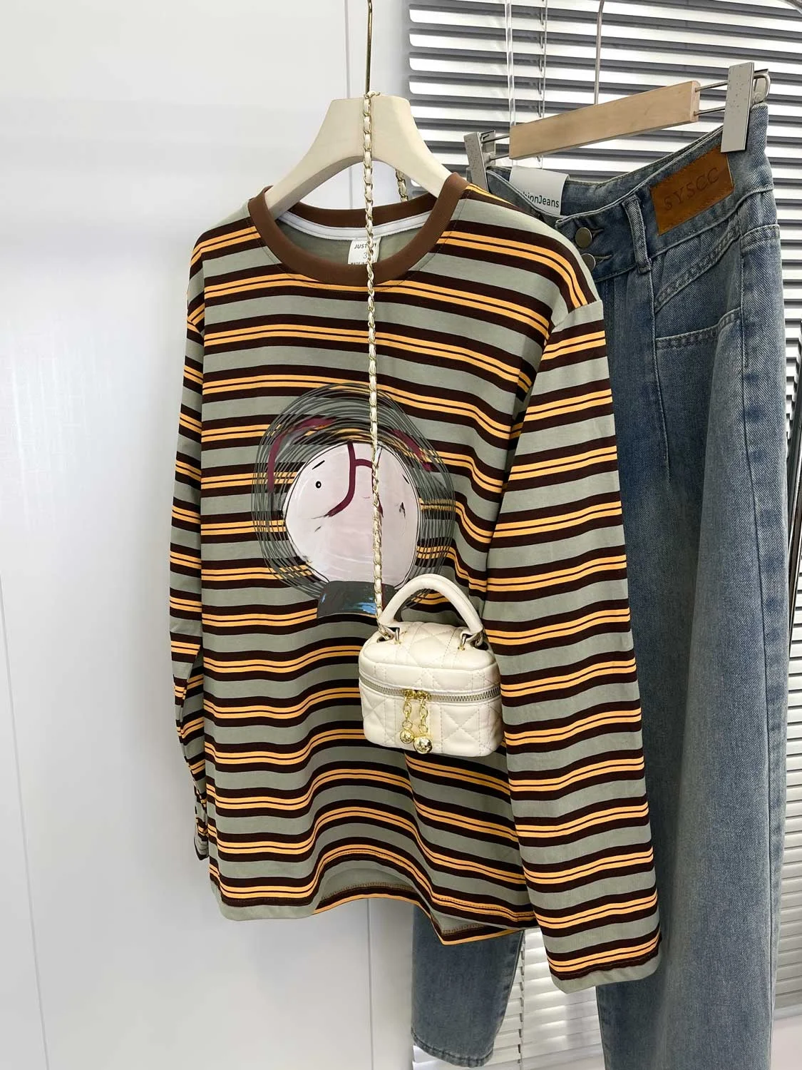 

Женский свитшот с эффектом похудения, с полосками на плечах, длинными рукавами, в американском стиле, с цветовыми блоками, скрывающий живот, осень 2025