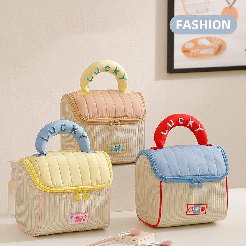 Trousse de Toilette Grande Capacité Adorable Cottage – Sac de Rangement Maquillage Haut de Gamme en Forme de Petite Maison Attrayante