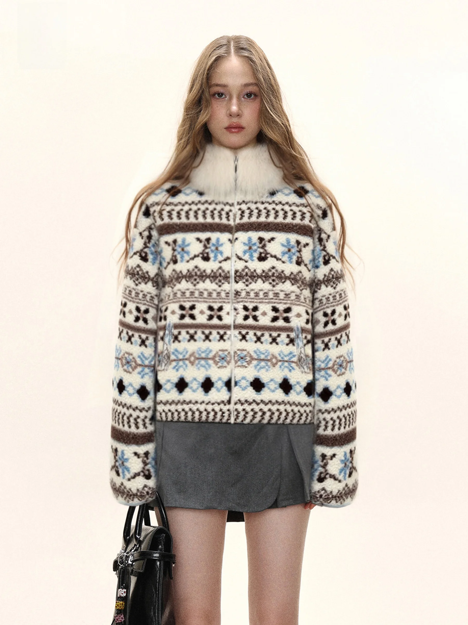 

Женская утепленная куртка с воротником из искусственного меха, свободного кроя, осенне-зимняя, теплая, приталенная, с длинными рукавами