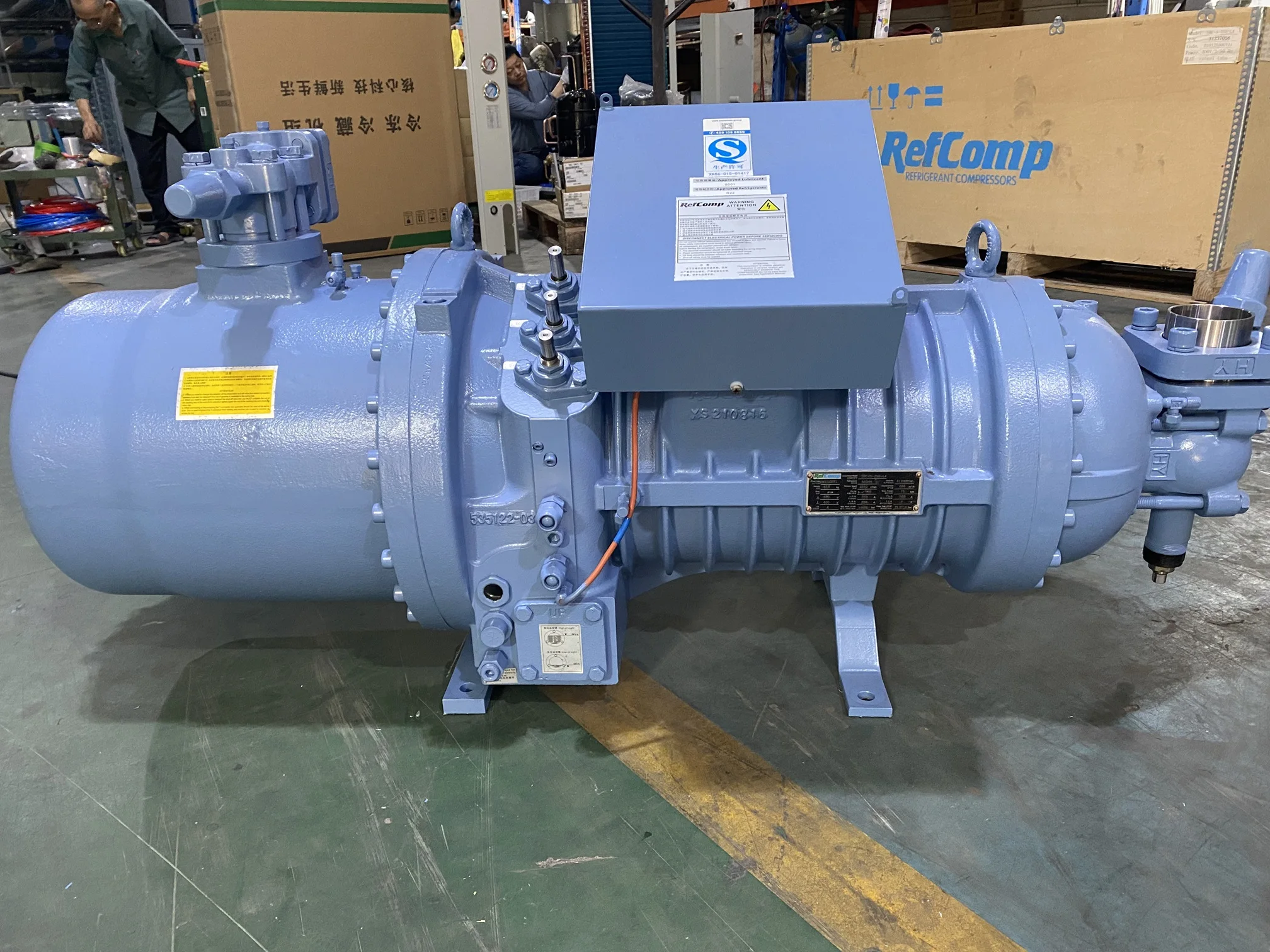 رائجة البيع من سلسلة SRC ضاغط لولبي مدمج شبه محكم موديل SRC-S-255-L4 IP54 75KW 400V R404A