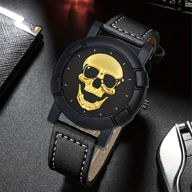 Golden Skull Pattern Pointer Round Quartz Watch With PU Leather Strap For Men