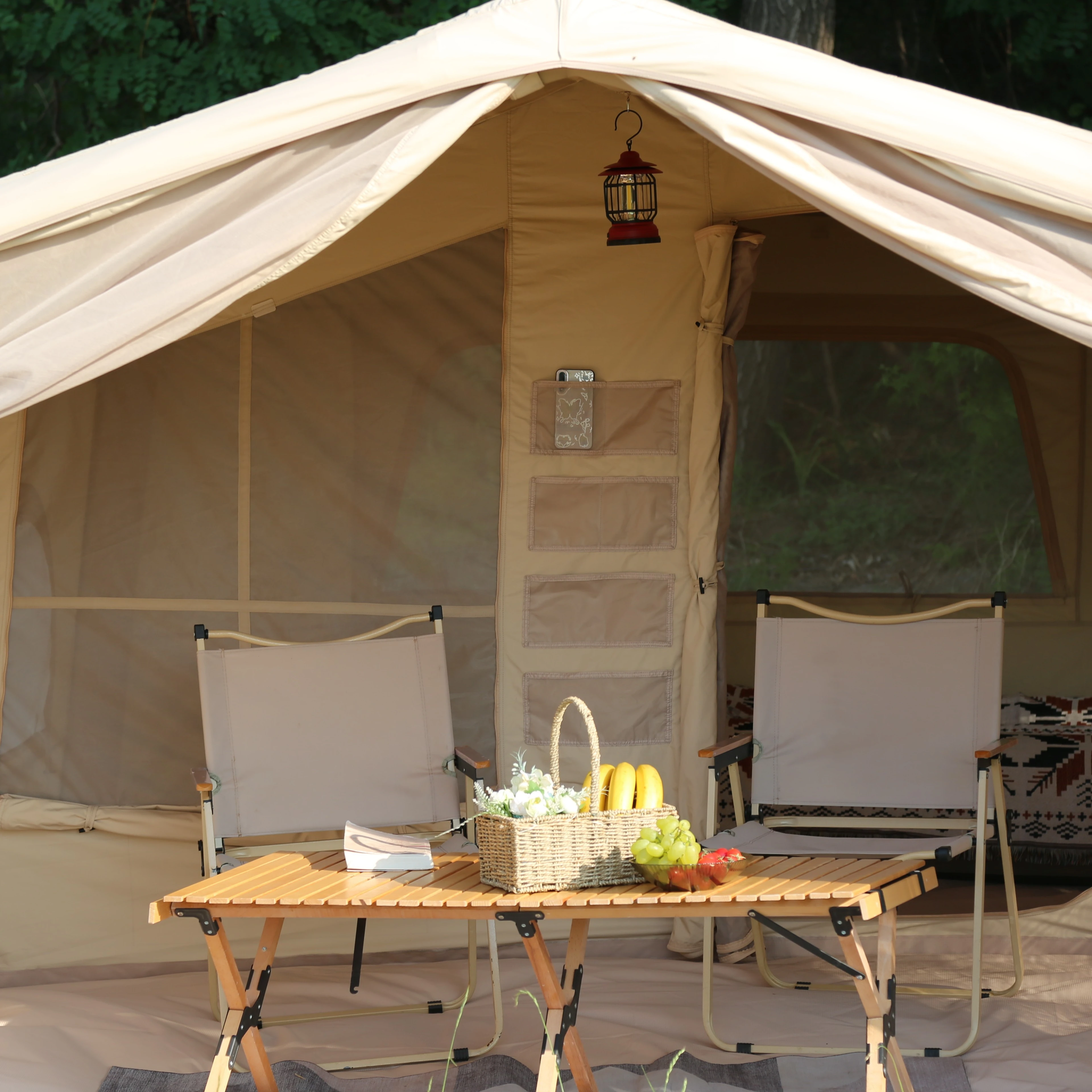 

Family tent easy Setup Waterproof Outdoor Oxford cabinTents Glamping Sun Shelter Inflatable Camping Tent