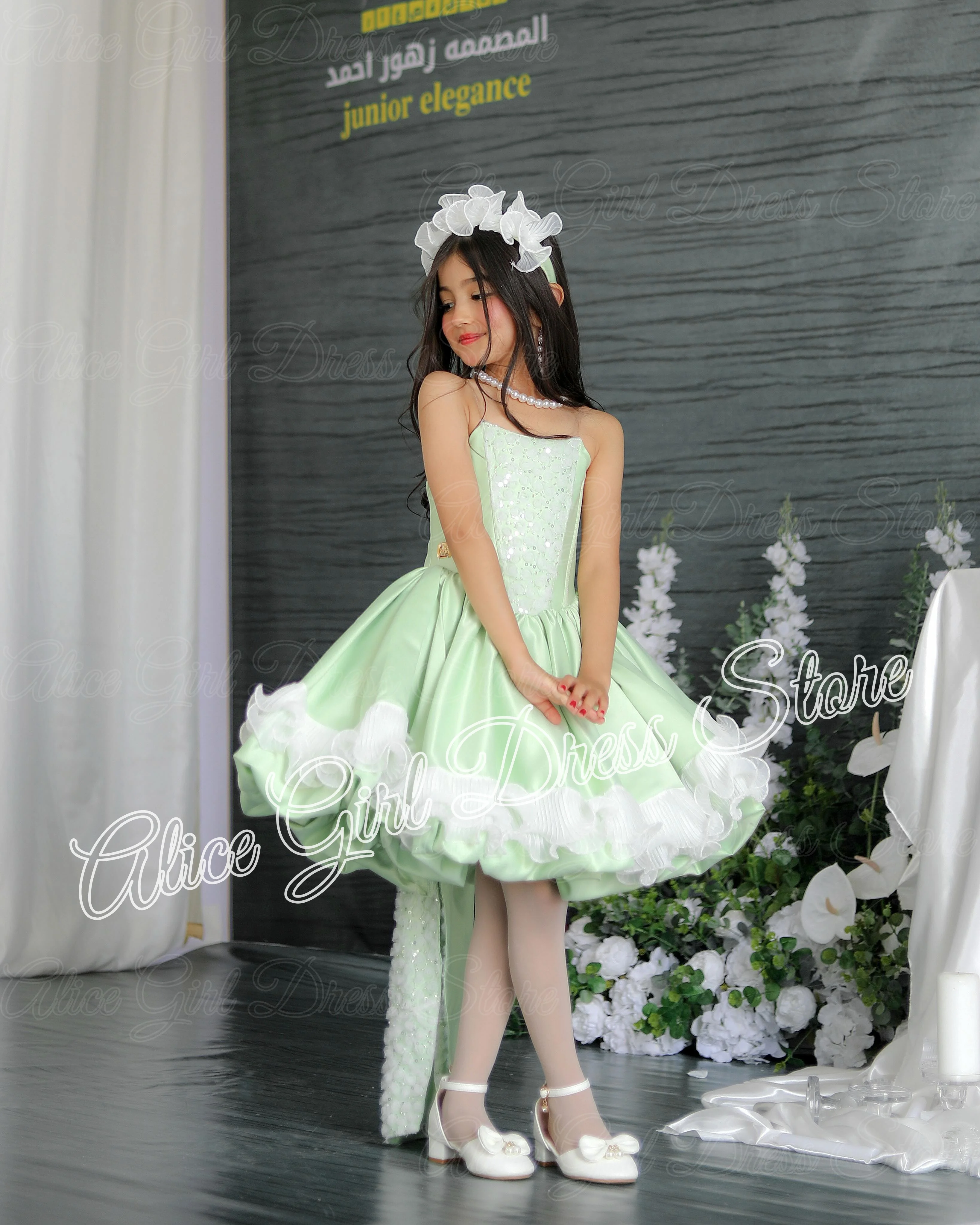 robe-de-demoiselle-d'honneur-personnalisee-vert-menthe-a-volants-sans-manches-longueur-genou-pour-mariage-anniversaire-ou-premiere-communion