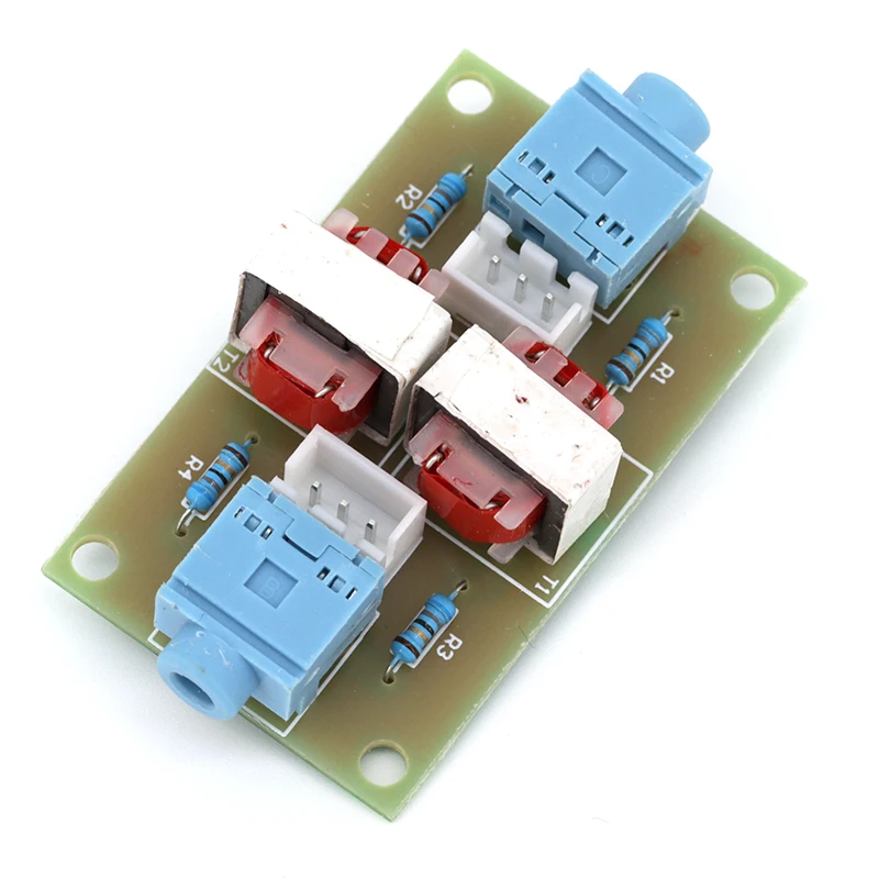 XH-M372 Stereo /Audio Isolator Vehicle Common Ground Suppression Interference Noise Isolation Module Transformer Coupler