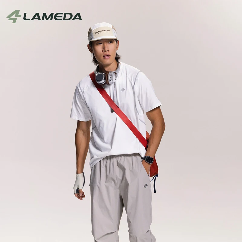 

LAMEDA Loose Fit T-shirt Casual Reflective Sports Running Quick Dry Breathable with Pocket Short Sleeve Cycling Badminton Shirt