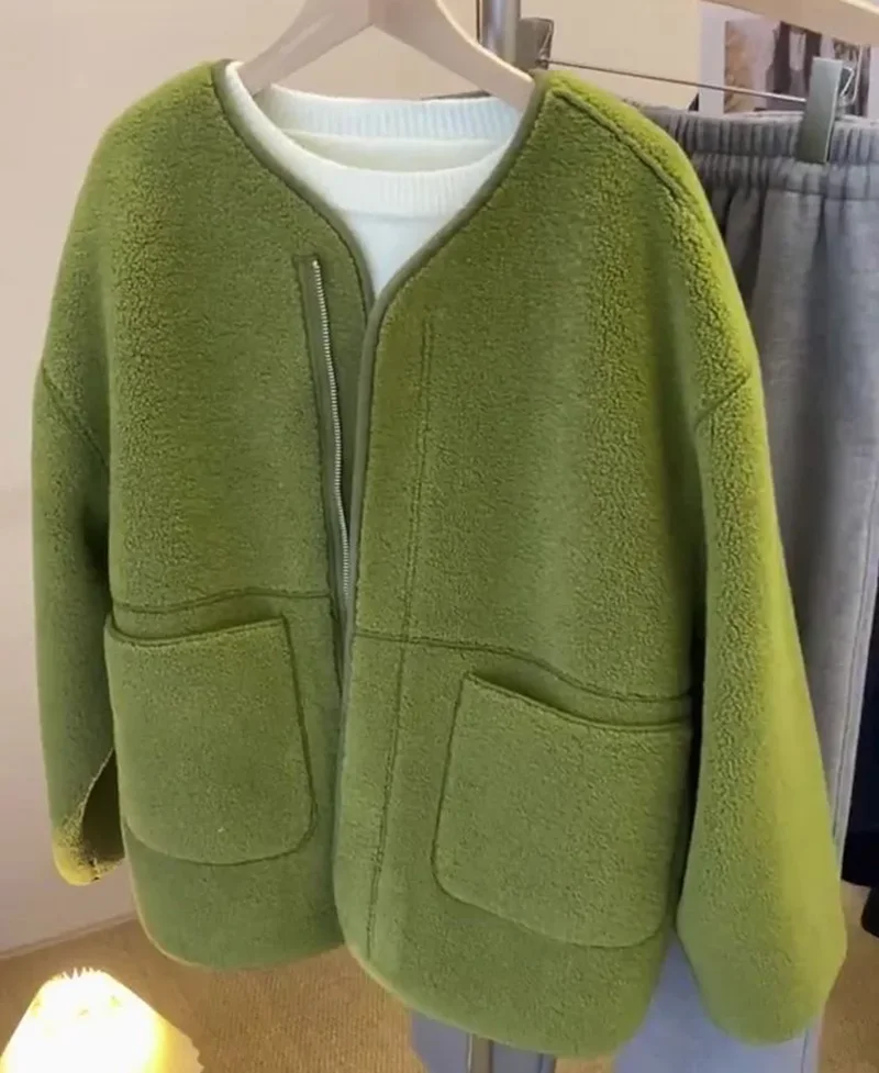 2024 Autunno Inverno Nuovo Cappotto da Donna e Chic in Pile di Lana di Agnello da Donna di Fascia Alta e Esplosiva Strada Minimalista Casual Giubbotti
