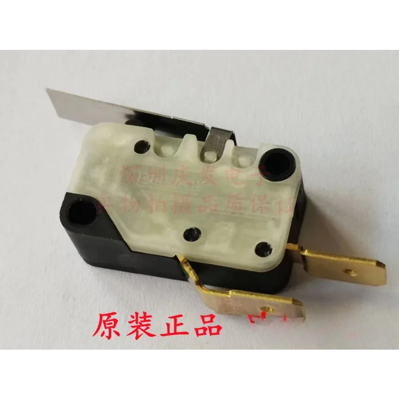 2PCS  EF83161.8 large micro switch travel limit 2-pin normally open with handle 0.1A