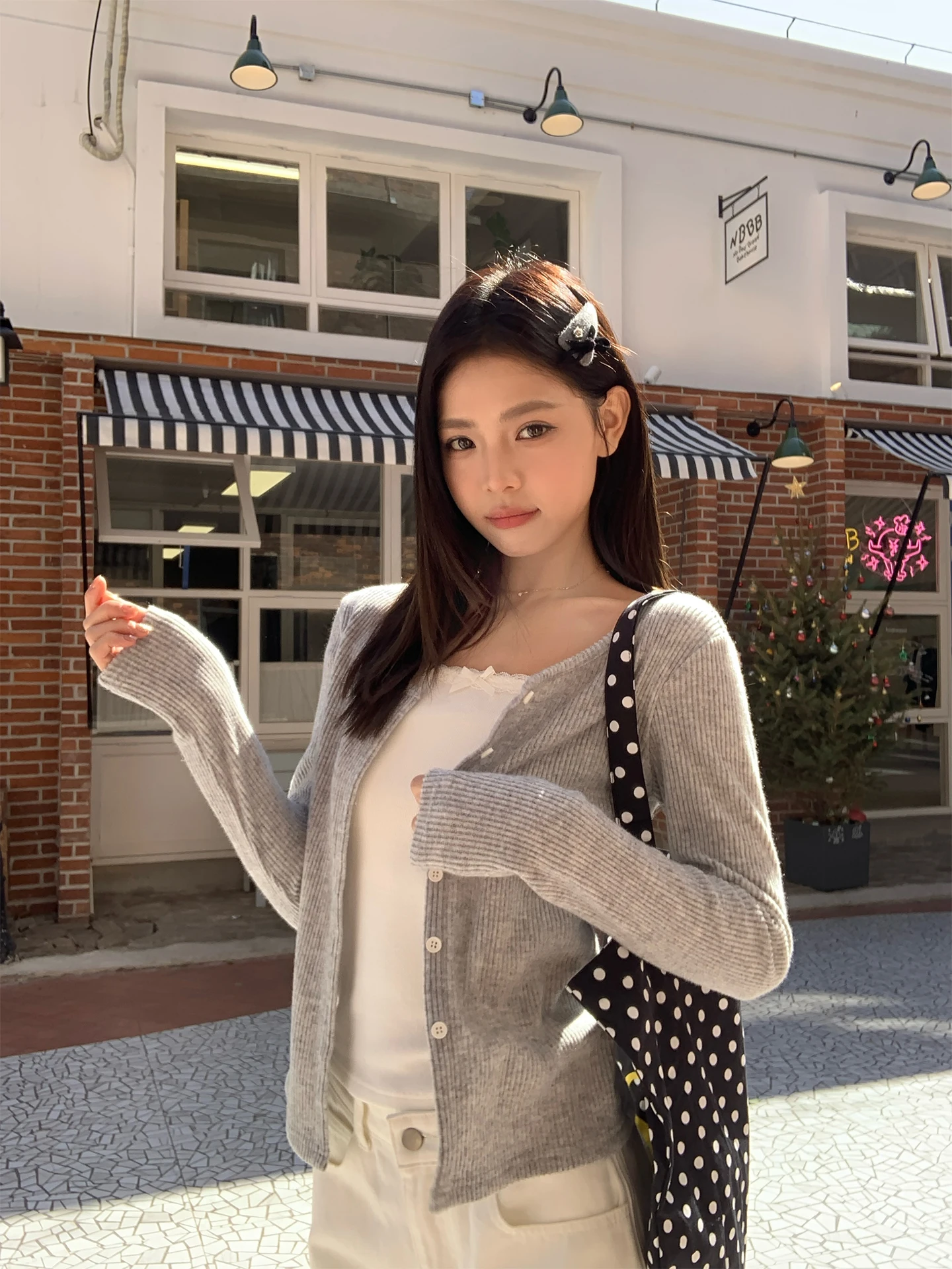 

Женская весенняя футболка с эффектом двухслойности, круглым вырезом, длинным рукавом, кружевным узором, утягивающая, базовая, для повседневной носки, в корейском стиле