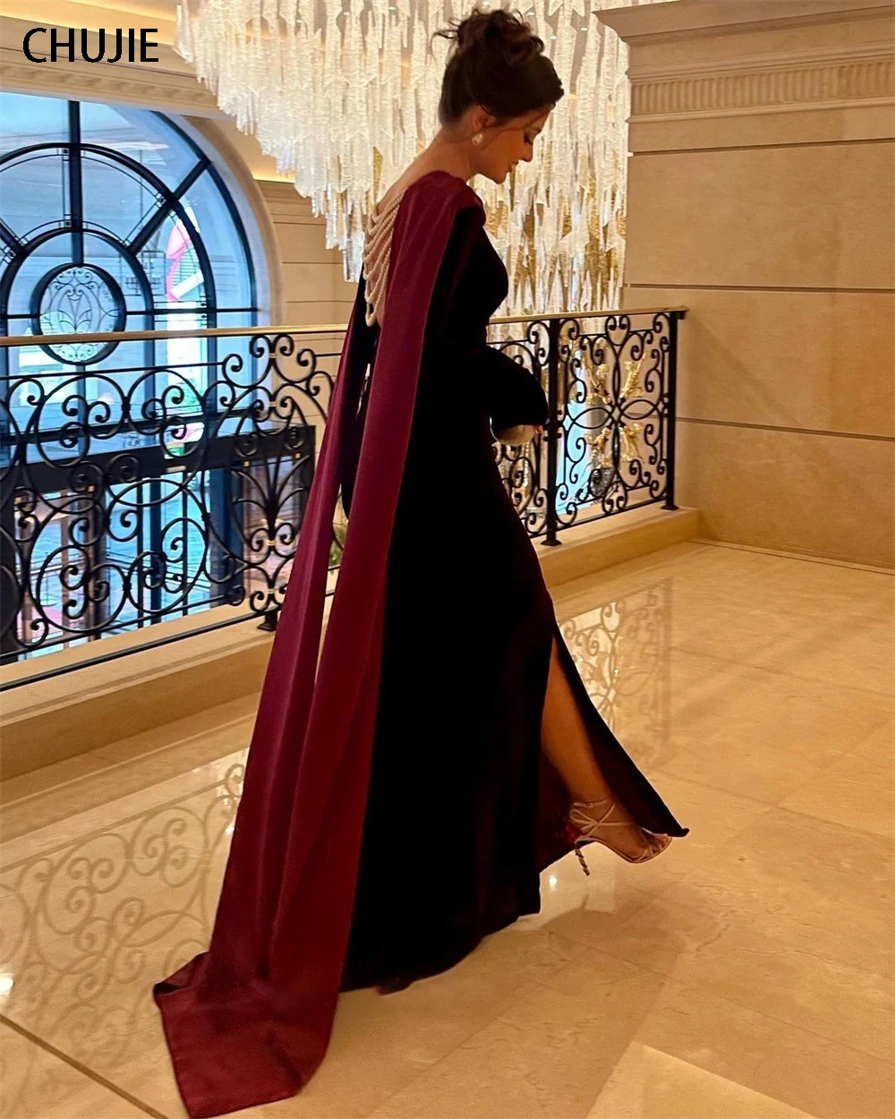 Luxury Velour Evening Dresses Long Sleeves Beads Pearls Customized Arabia Sexy Women Formal Prom Dress Wedding Party Ball Gowns