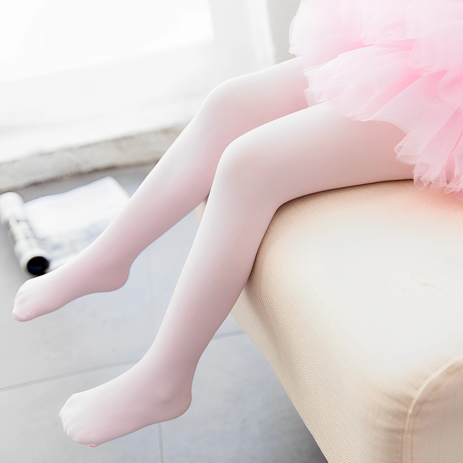 Girls' Velvet Anti-Snagging High Elastic White Tights, Spring-Summer Kids' Dance Silk Stockings, Thin Leggings Socks