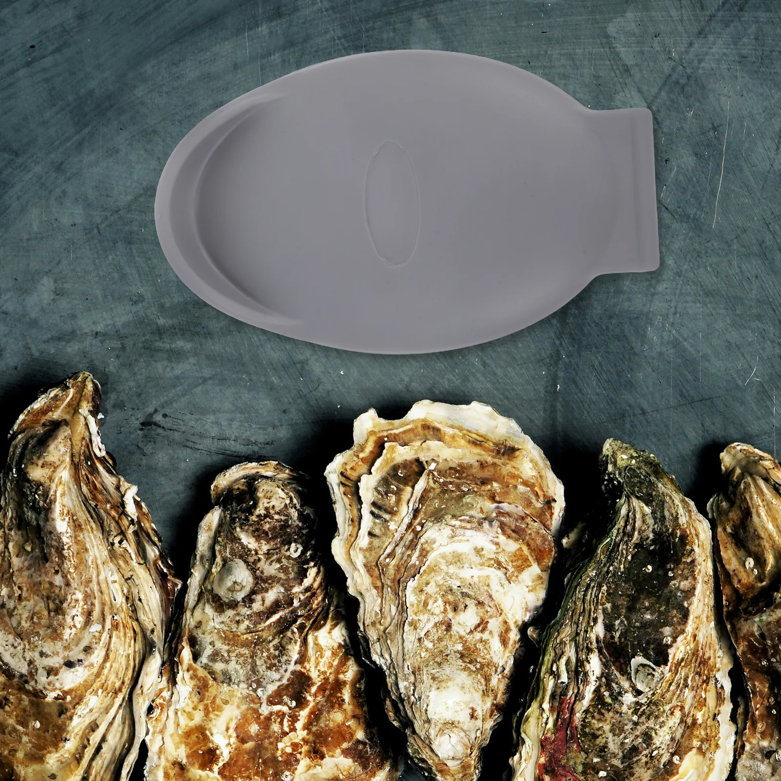 

Silicone Oyster Shucking Tool Lightweight Portable Comfortable Grip for Most Oysters Clams Scallops Kitchen Gadget Picnic Dinner