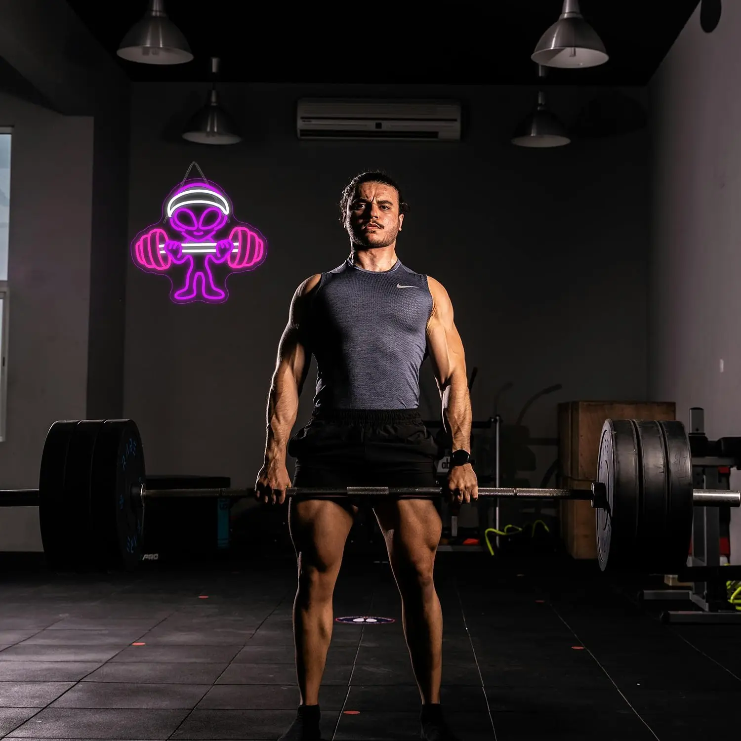 

Неоновая вывеска «Чужой», светодиодный настенный декор для спортзала с гантелями, светодиодный свет инопланетянина, пещера магазина-бара, комната для подростков, декор игровой комнаты, неоновые вывески для вечеринки в стиле хип-хоп