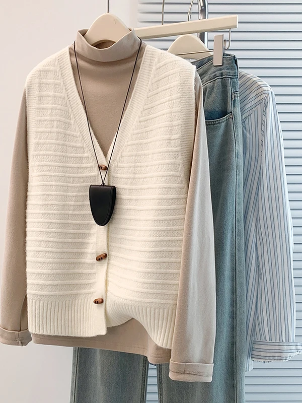 

Japanese Sle Woolen Vest Cardigan Women's V-ne Lightweight Luxury Soft Svel Camere Knitted Outerwear Winter