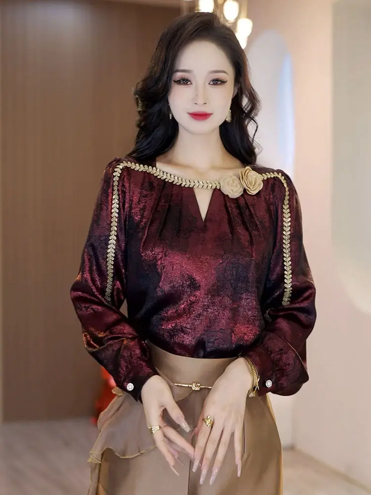 Early Autumn New Shirt Long Sleeved Shirt Women's Unique and Beautiful Small Shirt Solid Color Luxurious High-end Blouses Top