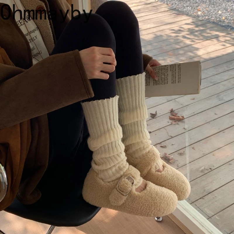 أحذية نسائية مسطحة من القطن الدافئ مريحة ونعل ناعم قصير من القطيفة أحذية ماري جين أحذية الجدة الخارجية لخريف وشتاء 2026