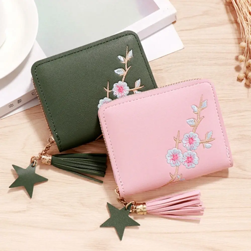 Retro Plum Blossom Tassel Wallet Mini Embroidery Plum Blossom Wallet Solid Color Korean Style Short Wallet Lady