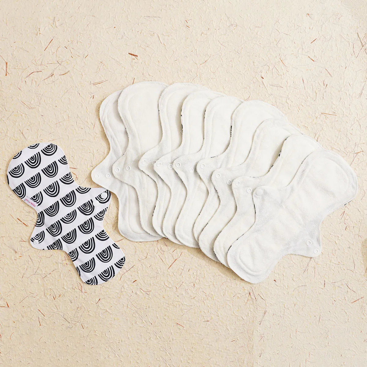 

5/10 шт. многоразовых гигиенических прокладок для женщин, случайный цвет, складные портативные тканевые менструальные прокладки, мягкие дышащие прокладки