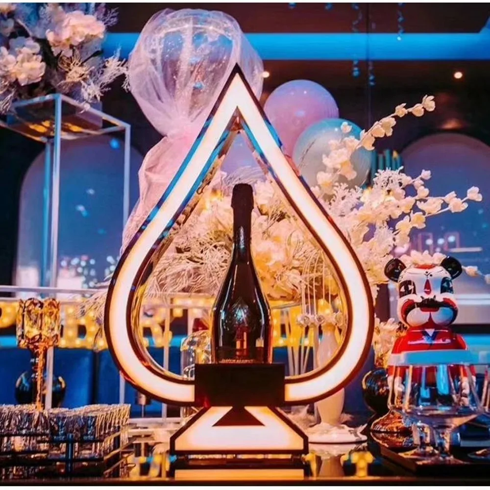 

Rechargeable LED Ace of Spade VIP Bottle Presenter Champagne Glorifier Cocktail Wine Display For Night Club Party Lounge Bar