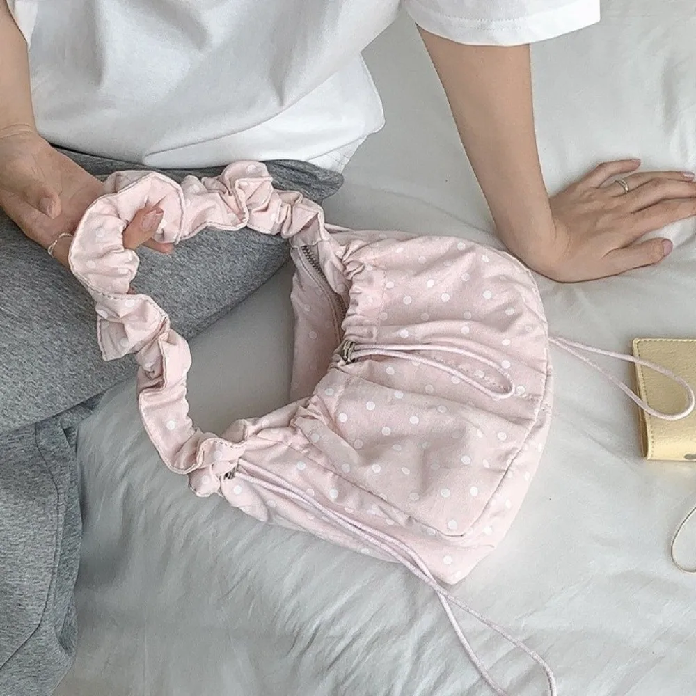 

Versatile Polka Dot Underarm Bag Large Capacity Korean Style Pleated Strap Tote Bag Lightweight Dumpling Bag