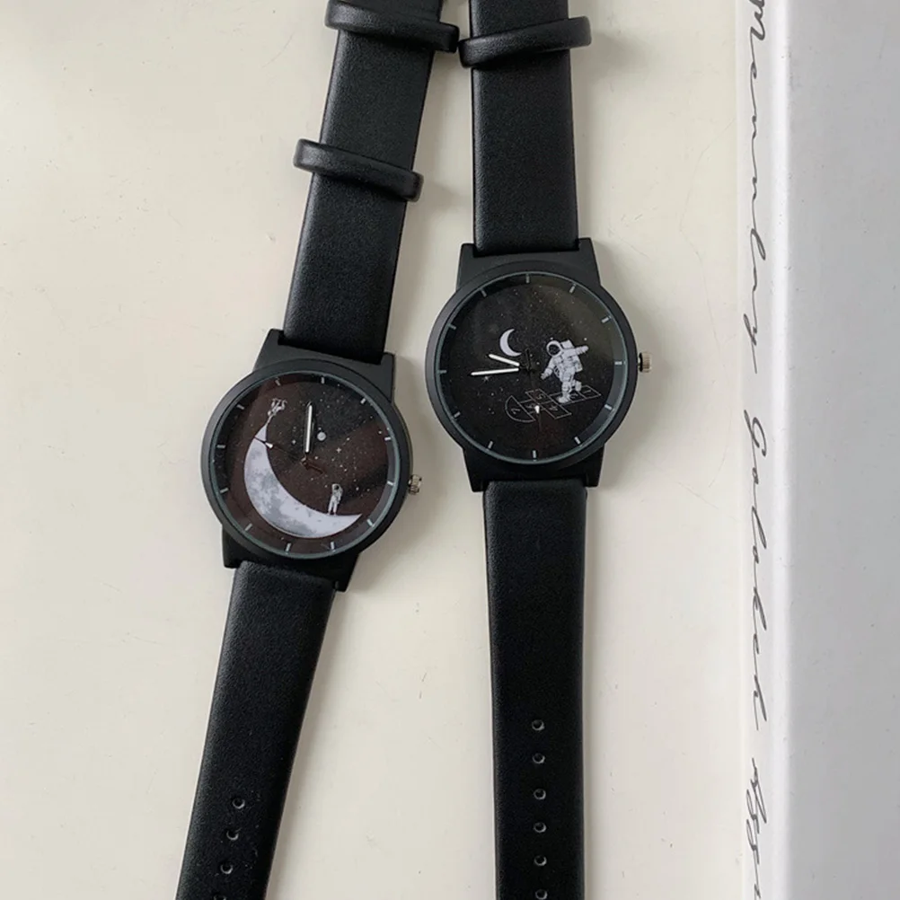 

Astronaut Watch Watchb for Women Men Gold Color Durable Material Versatile Occasion Holiday Gift