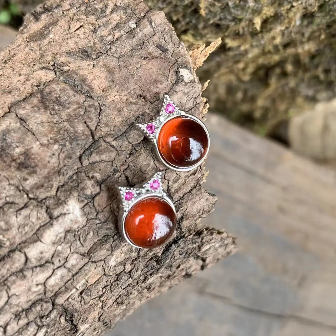 

Natural Garnet 925 Sterling Silver Stud Earrings for women Heart Stone Jewelry Gift